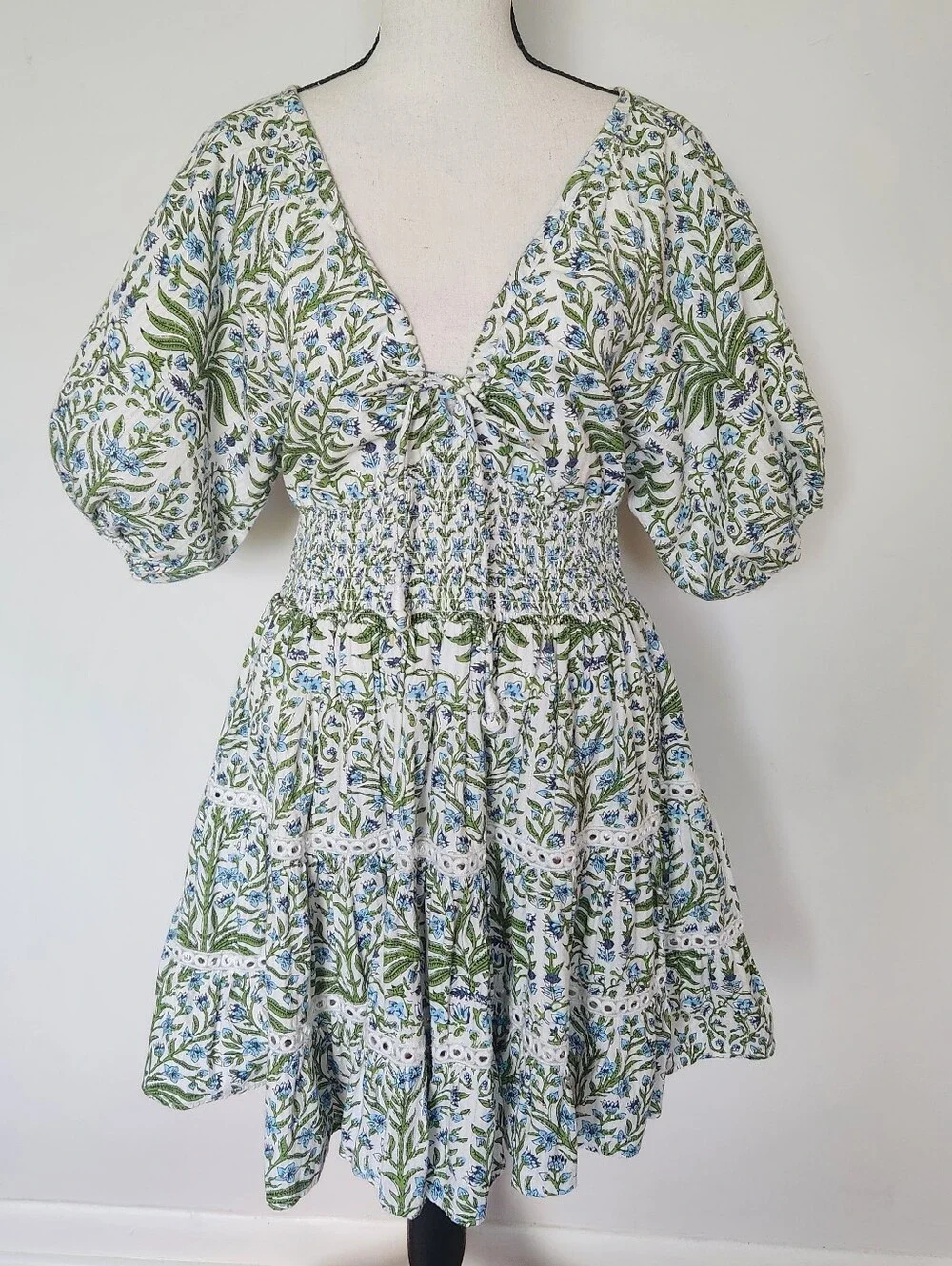 SAYLOR White Floral Puff-Sleeve Mini Dress with Green Print - Picture 7 of 16
